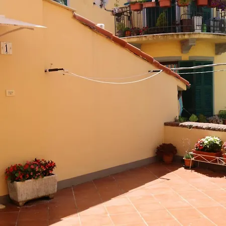 House With One Bedroom In With Wonderful Sea View 5 Km From The Beach Дом отдыха